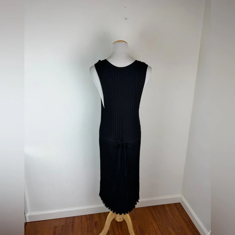 DISSH The Sienna Knit Ribbed Mini Bodycon Dress in Black, size L
